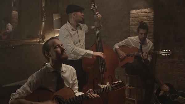 Book A Gypsy Jazz Trio in London - Jazz Bands London